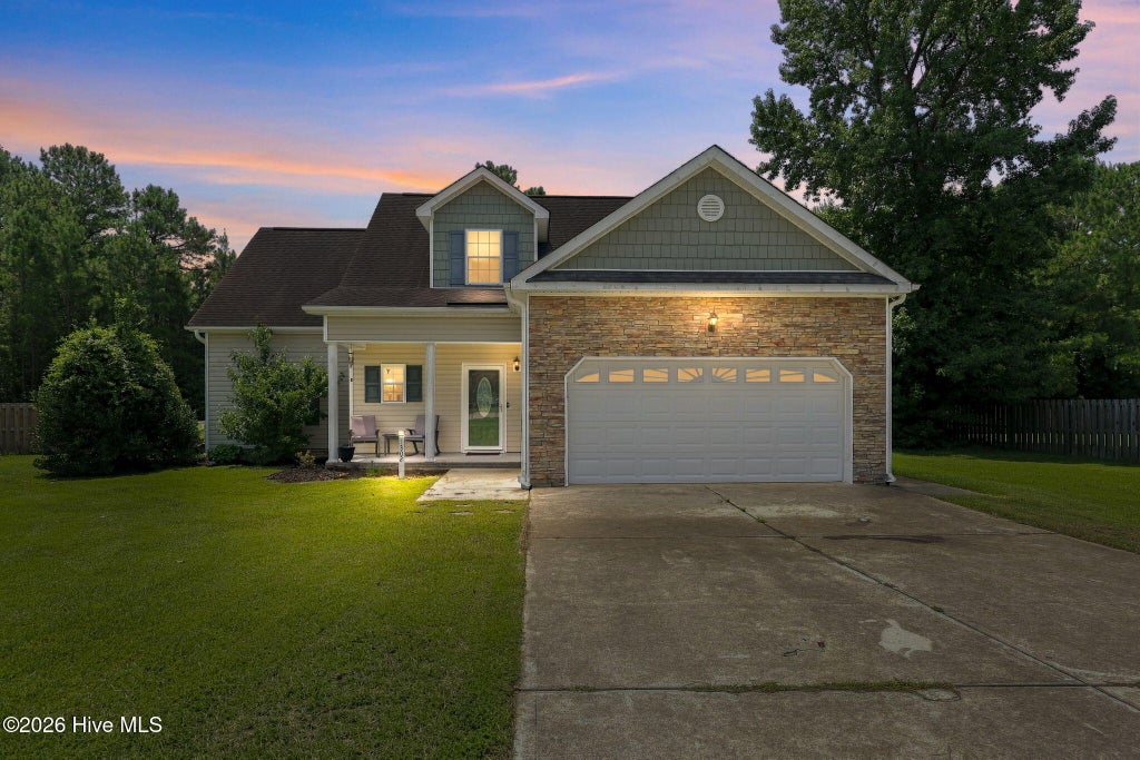 Photo of 302 Squire Court, Maple Hill, NC 28454 (MLS # 100592609)