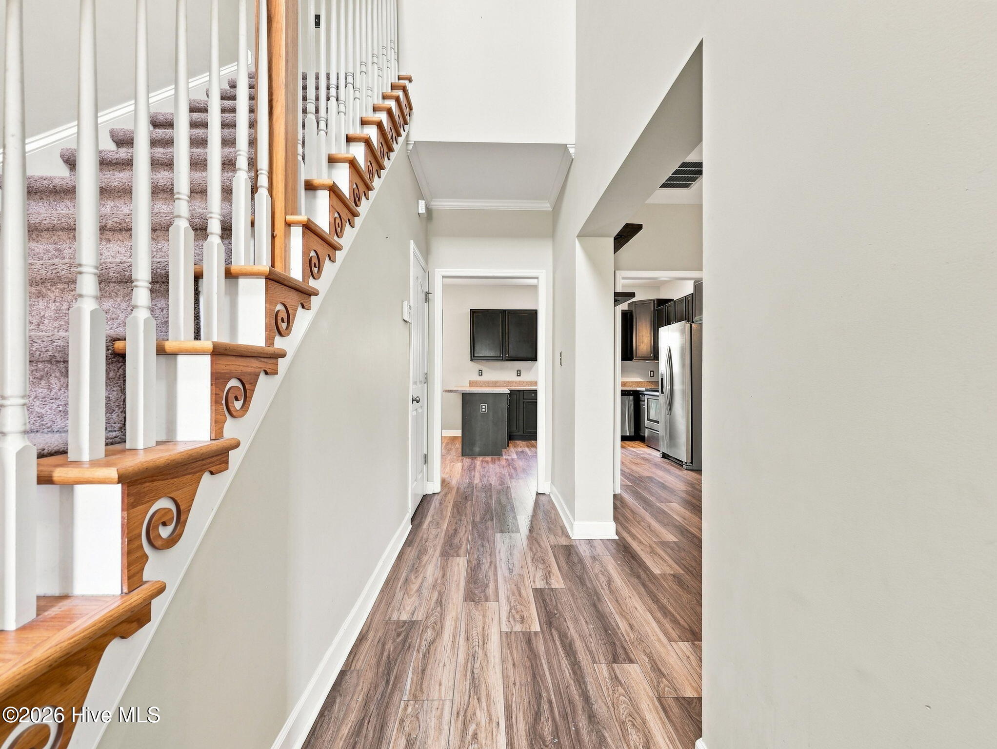302 Squire Court