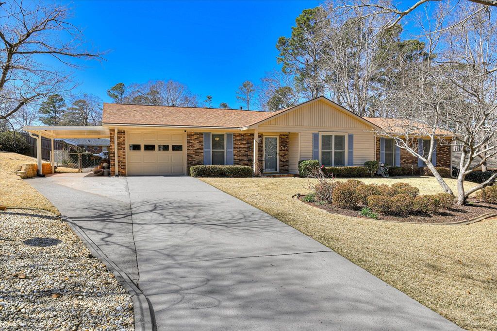 Photo of 193 Creek View Circle, Augusta, GA 30907 (MLS # 552168)