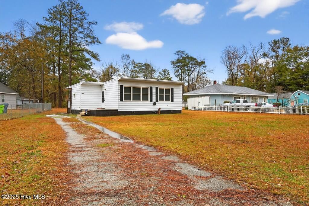 Photo of 502 Hollywood Boulevard, Havelock, NC 28532 (MLS # 100543942)