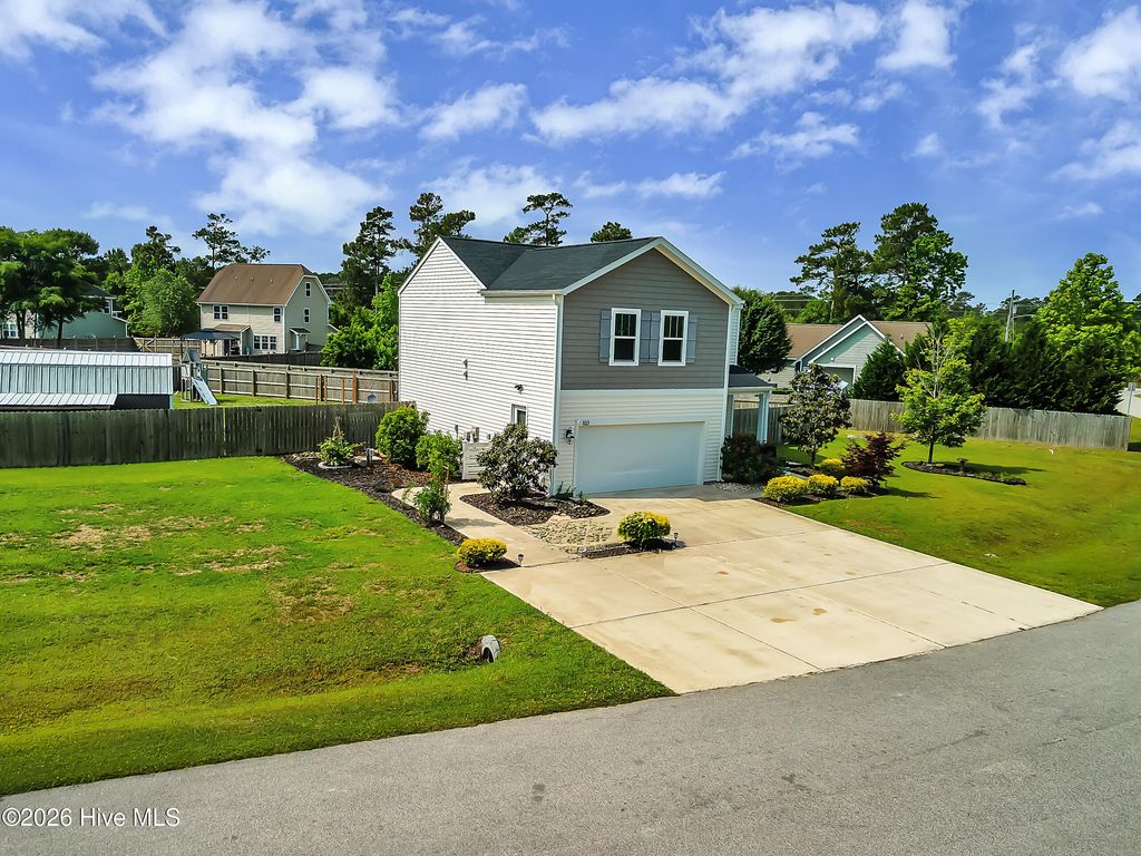 Photo of 102 Tralee Place, Holly Ridge, NC 28445 (MLS # 100566943)