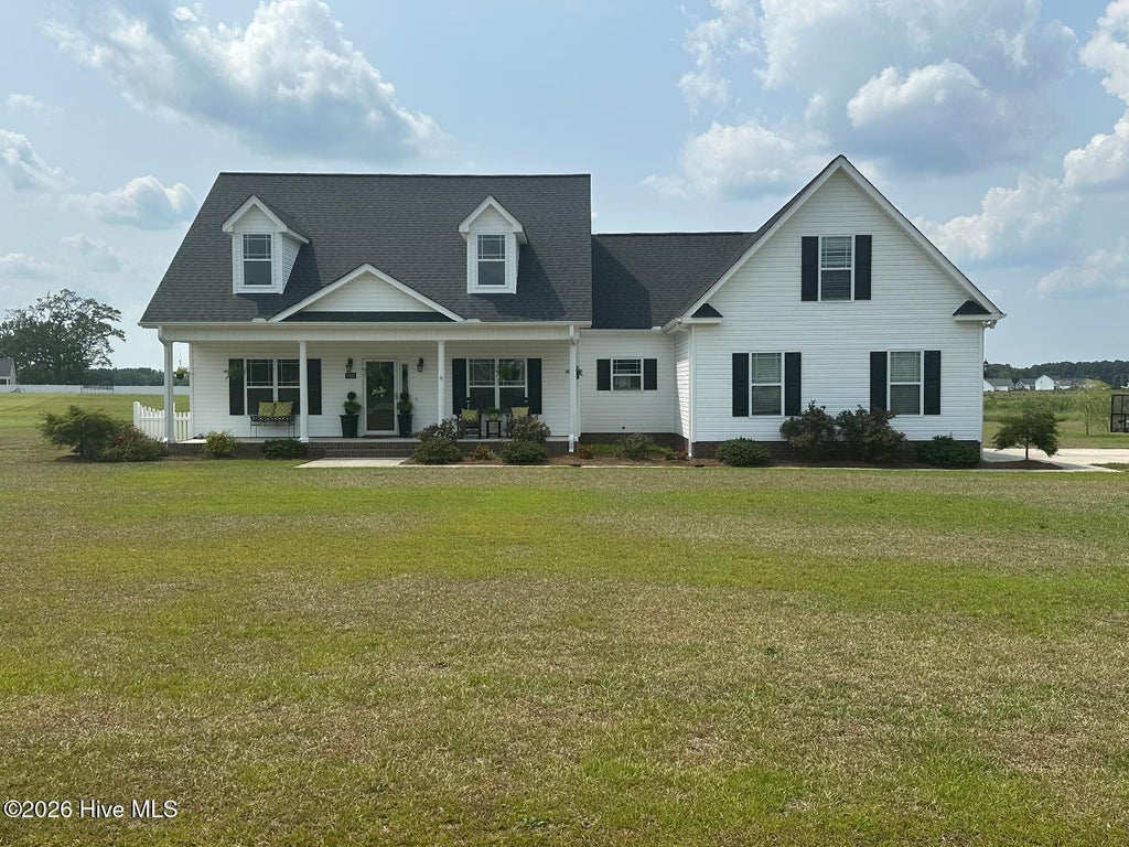 Photo of 3920 Ayden Golf Club Road, Ayden, NC 28513 (MLS # 100590178)