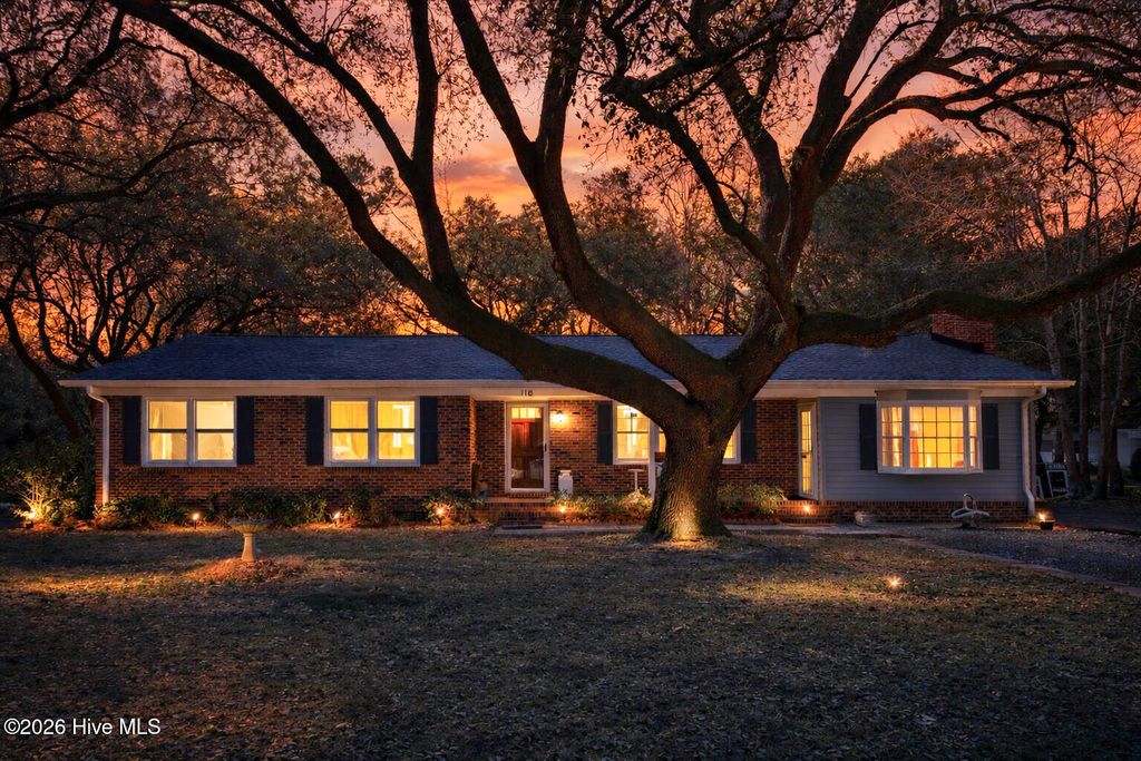 Photo of 110 Live Oak Drive, Leland, NC 28451 (MLS # 100556651)