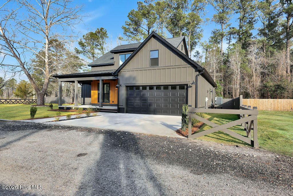 Photo of 511 Friends Road SE, Leland, NC 28451 (MLS # 100550907)