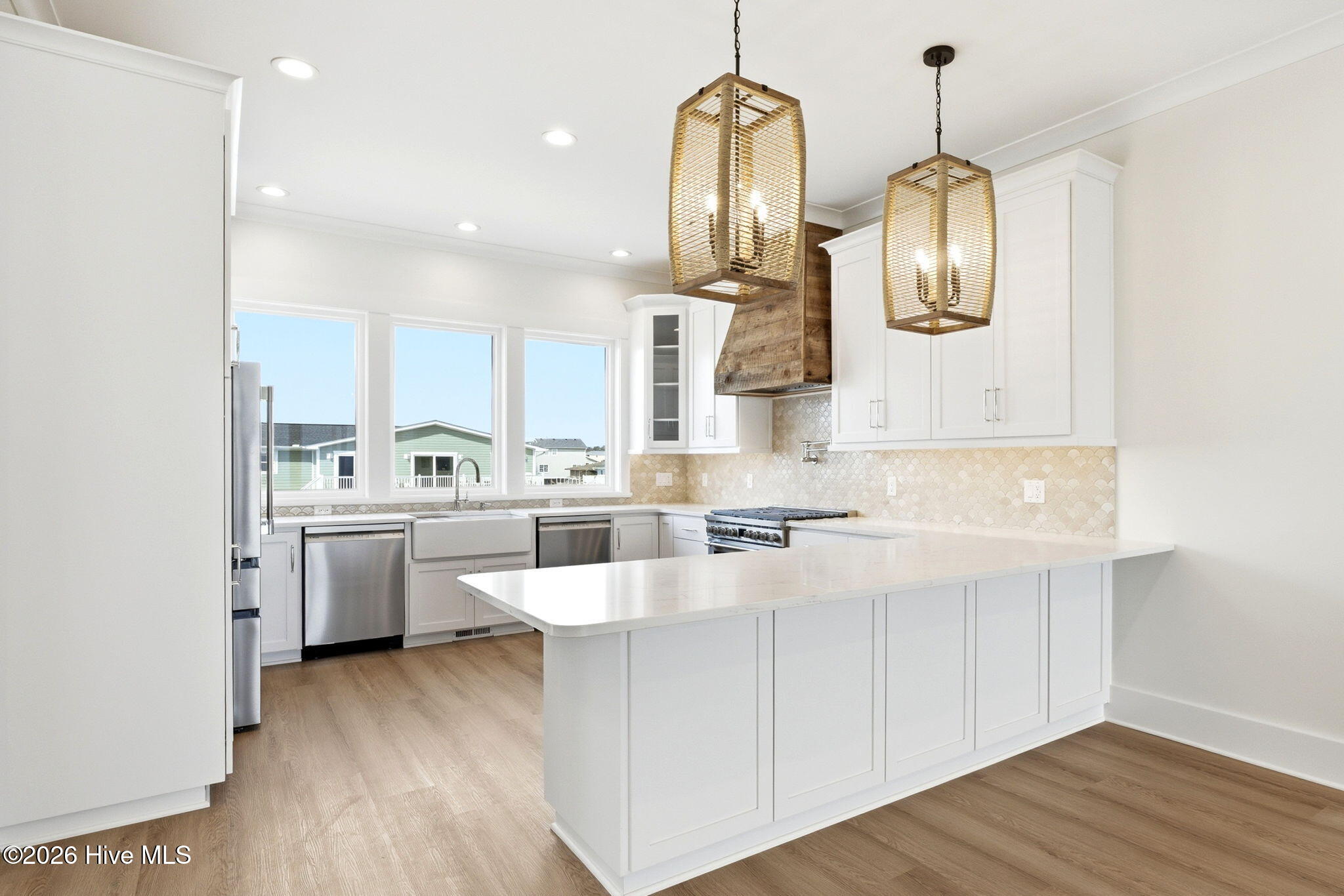 787 Ocean Boulevard W