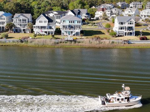 Tiny photo for 4427 Midshipman Court SE, Southport, NC 28461 (MLS # 100568846)