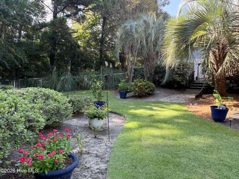 Tiny photo for 722 S Paisley Court, Wilmington, NC 28409 (MLS # 100598318)
