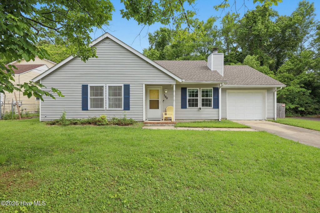 Photo of 100 Hampton Court, Jacksonville, NC 28546 (MLS # 100577361)