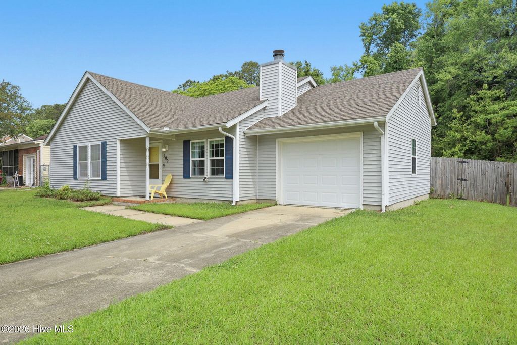 Photo of 100 Hampton Court, Jacksonville, NC 28546 (MLS # 100577361)