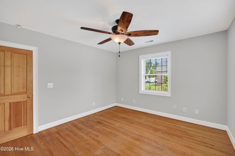 Tiny photo for 575 Island Creek Road, Rocky Point, NC 28457 (MLS # 100572656)