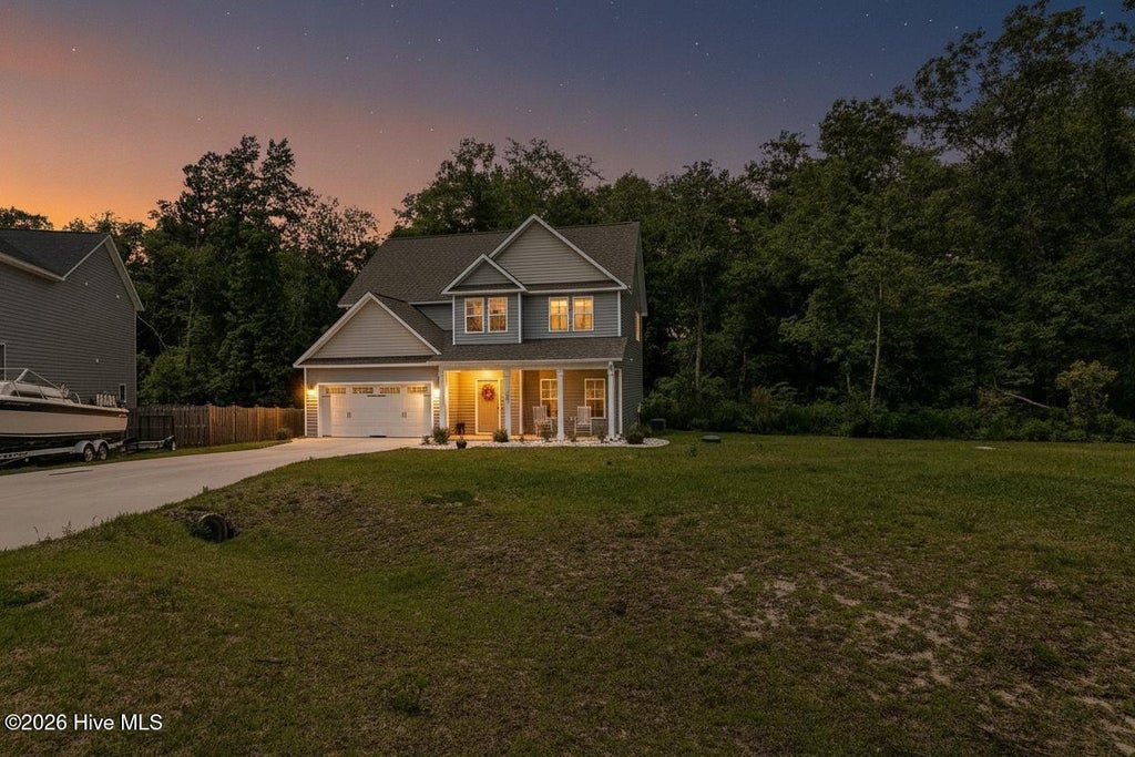 Photo of 501 Poults Drive, Richlands, NC 28574 (MLS # 100581083)