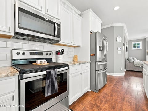 Tiny photo for 191 River Winding Road, Jacksonville, NC 28540 (MLS # 100594961)