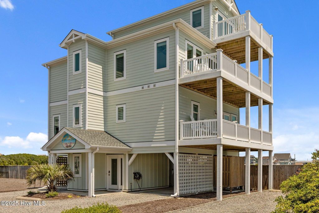 Photo of 130 N Permuda Wynd Drive, North Topsail Beach, NC 28460 (MLS # 100535053)