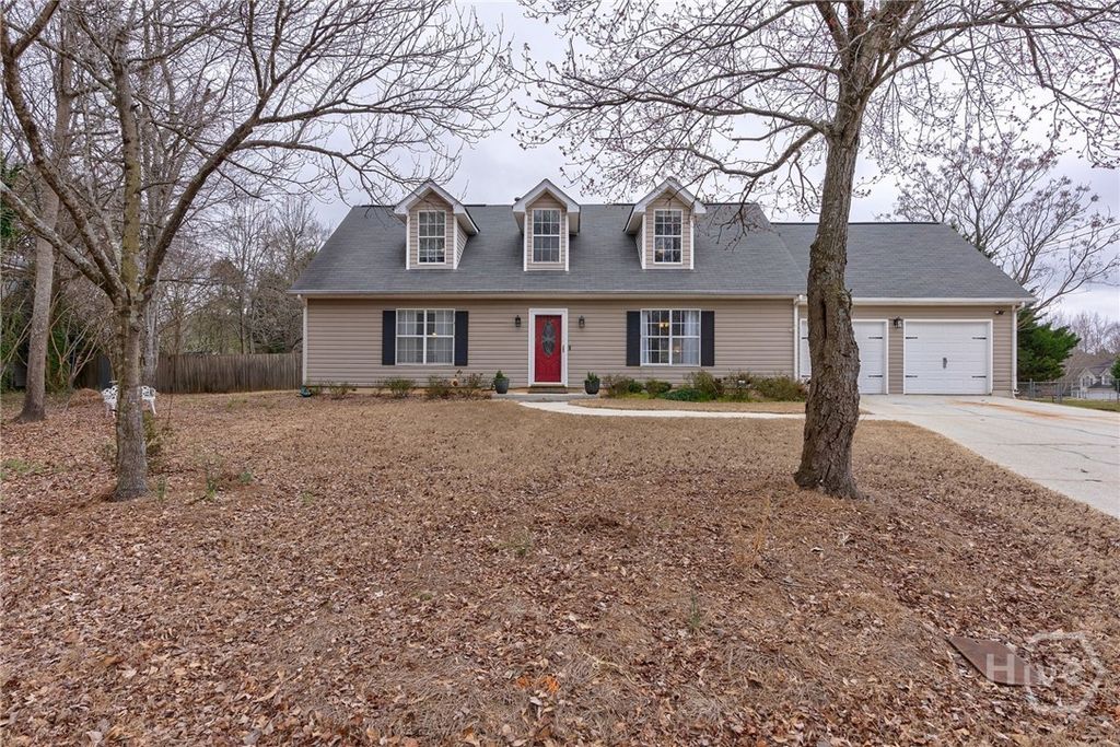 Photo of 4280 Rosenelfe Way, Loganville, GA 30052 (MLS # CL350603)