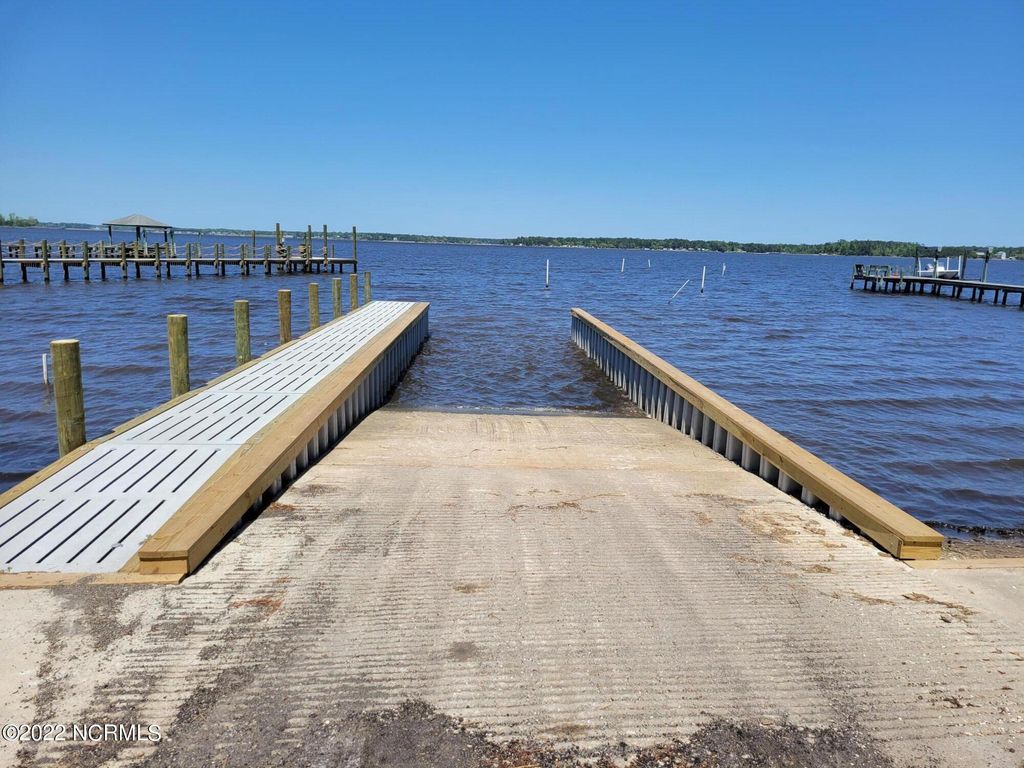 Photo of 306 Limbaugh Lane, Swansboro, NC 28584 (MLS # 100325225)