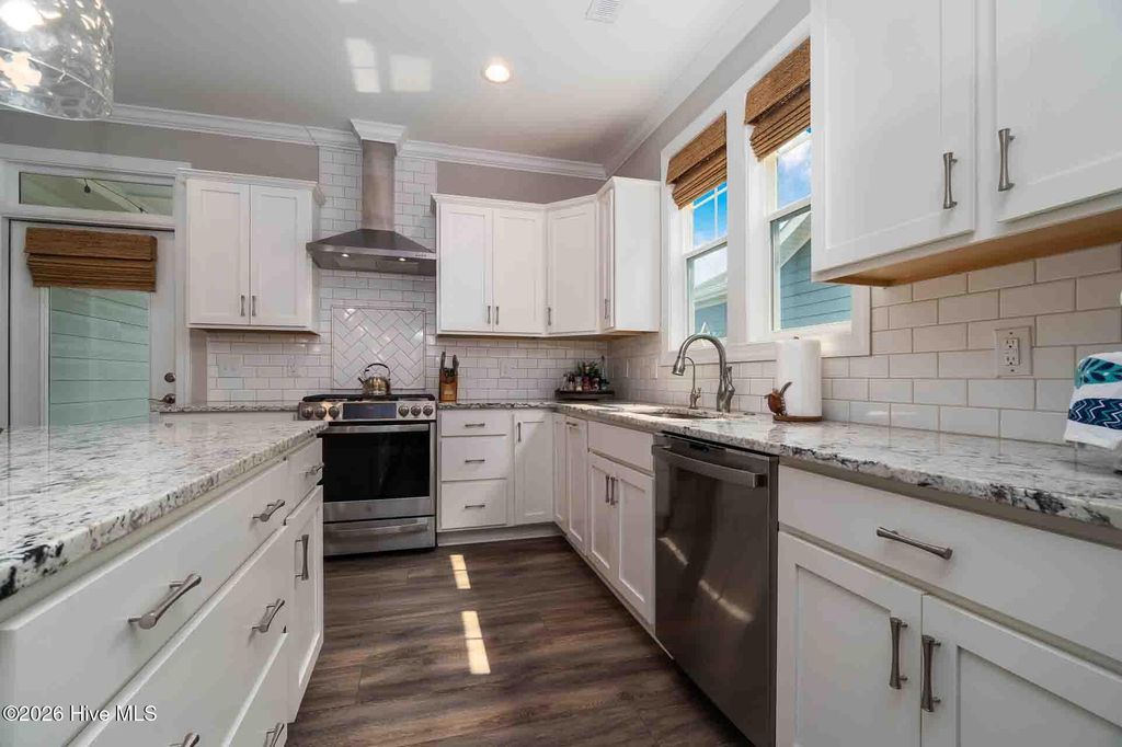 Photo of 124 Gray Duck Drive, Beaufort, NC 28516 (MLS # 100592122)