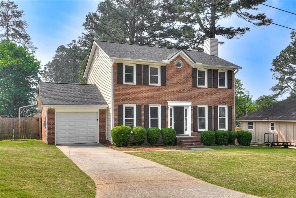 Photo of 3840 Forest Creek Way, Martinez, GA 30907 (MLS # 554961)