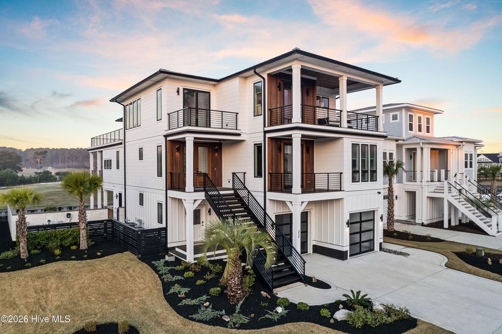 Photo of 22 Watchpost Place, Hampstead, NC 28443 (MLS # 100567165)