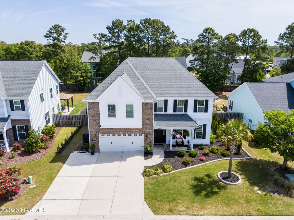 Photo of 204 Waldorf Way, Hampstead, NC 28443 (MLS # 100569248)