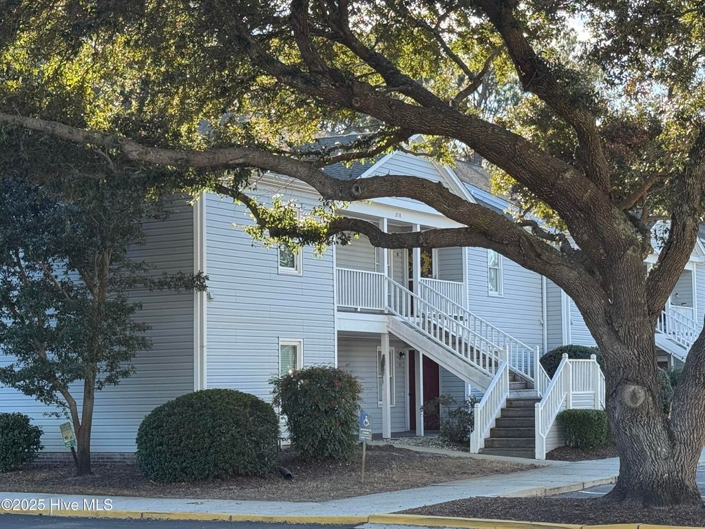 Photo of 2738 S 17th Street #Apt C, Wilmington, NC 28412 (MLS # 100547107)