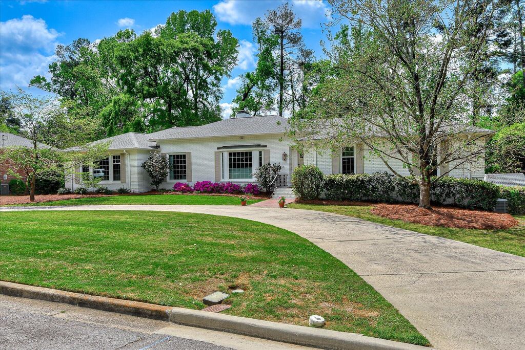 Photo of 3212 Montpelier Drive, Augusta, GA 30909 (MLS # 554377)