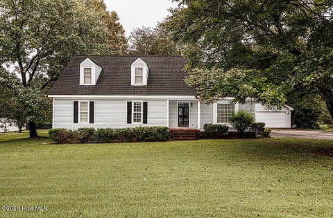 Photo of 2800 Horseshoe Drive, Rocky Mount, NC 27804 (MLS # 100605444)