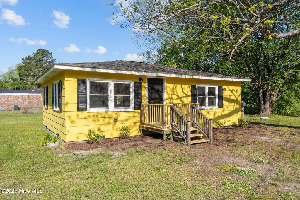 Photo of 49 S 12th Street, Bolton, NC 28423 (MLS # 100567549)