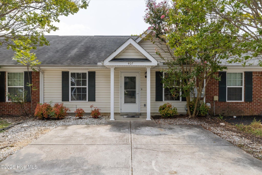 Photo of 407 Flowing Creek Drive, Evans, GA 30809 (MLS # 100601544)