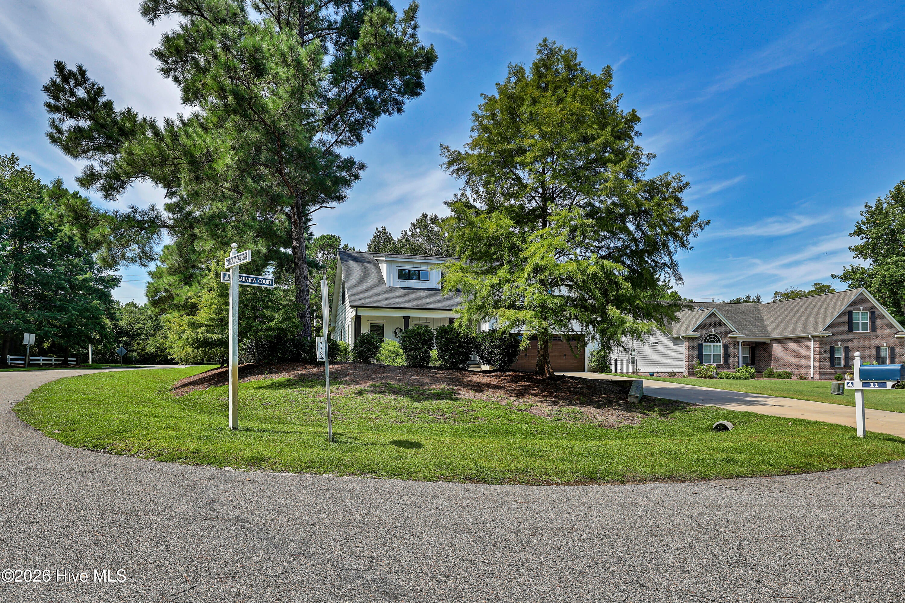 11 Sailview Court