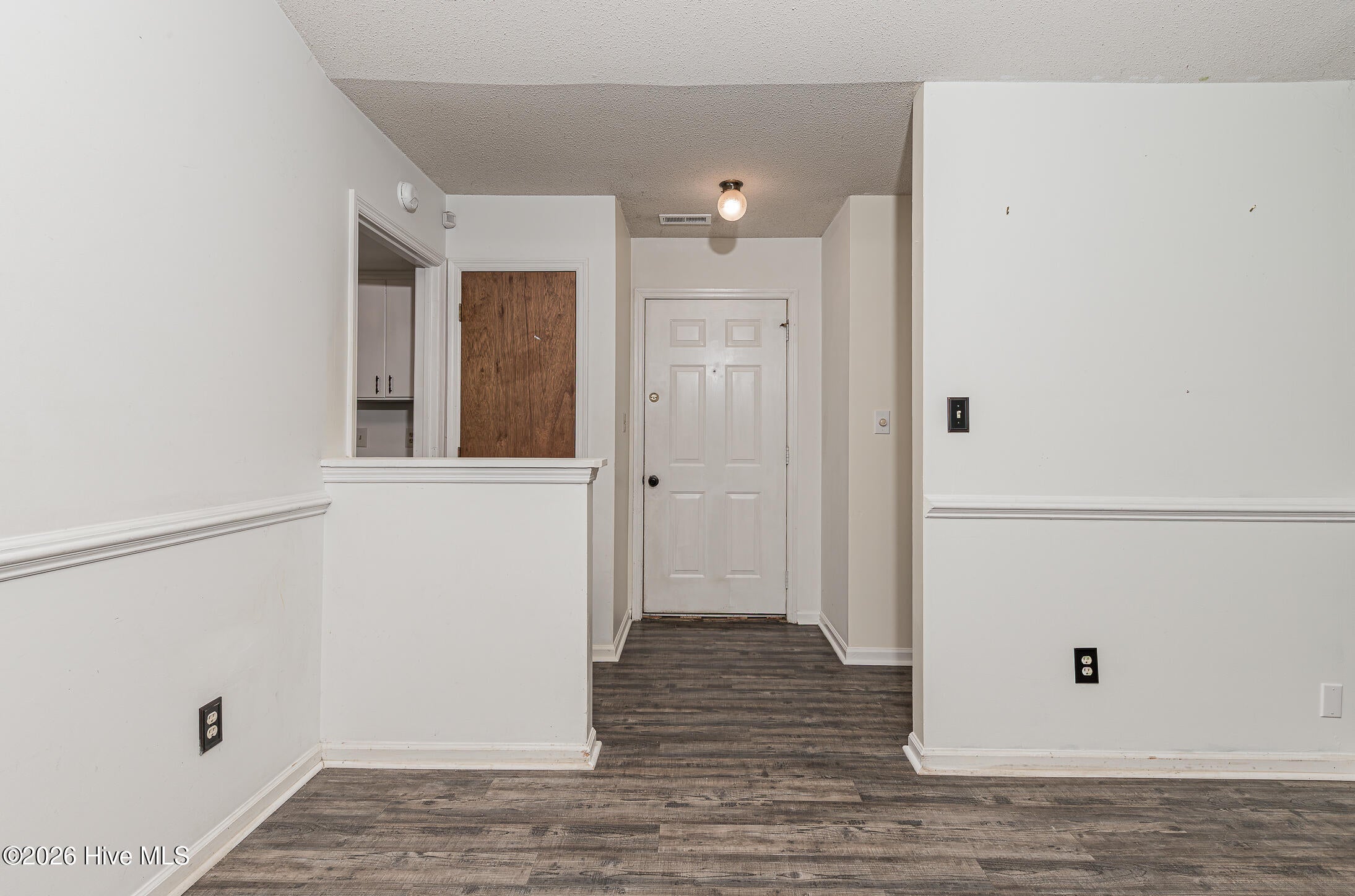 506 Sarah Court