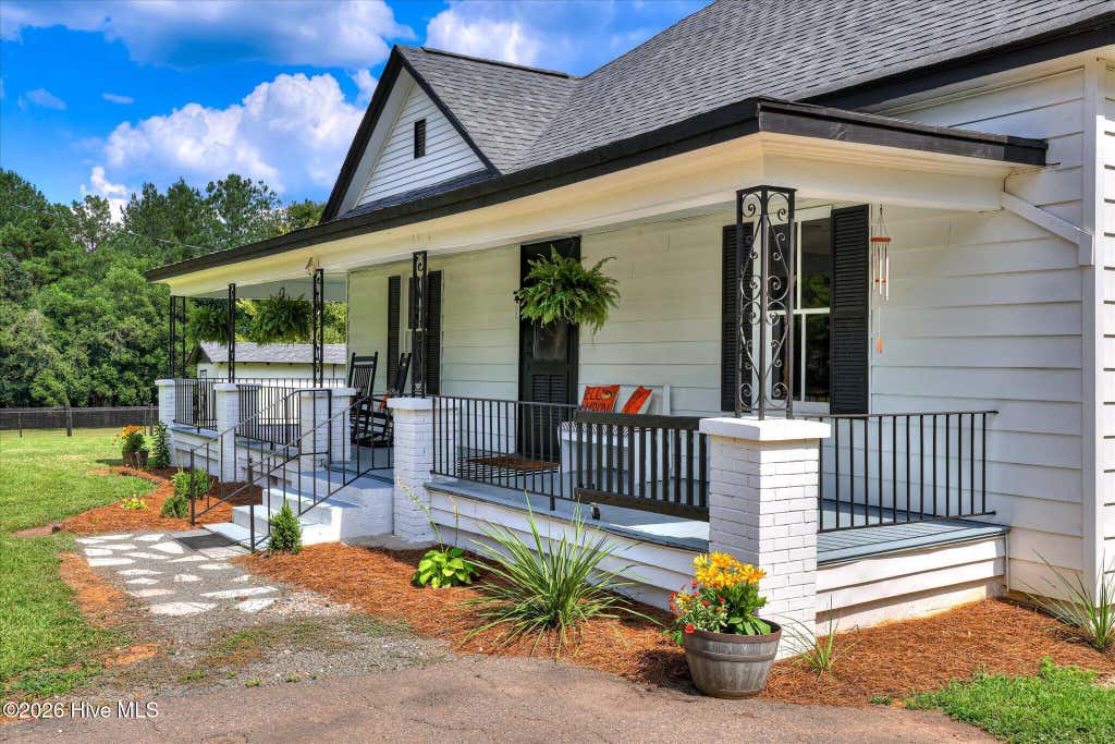 Photo of 1131 Hwy 378 E, McCormick, SC 29835 (MLS # 100598348)