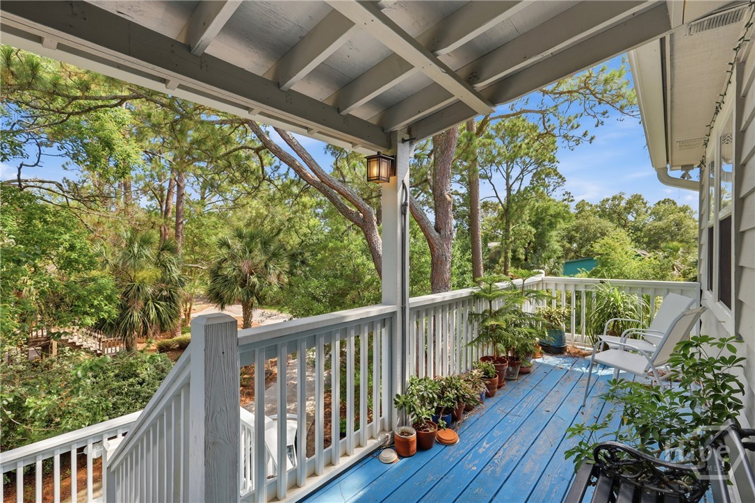8 Lighthouse Lane A
