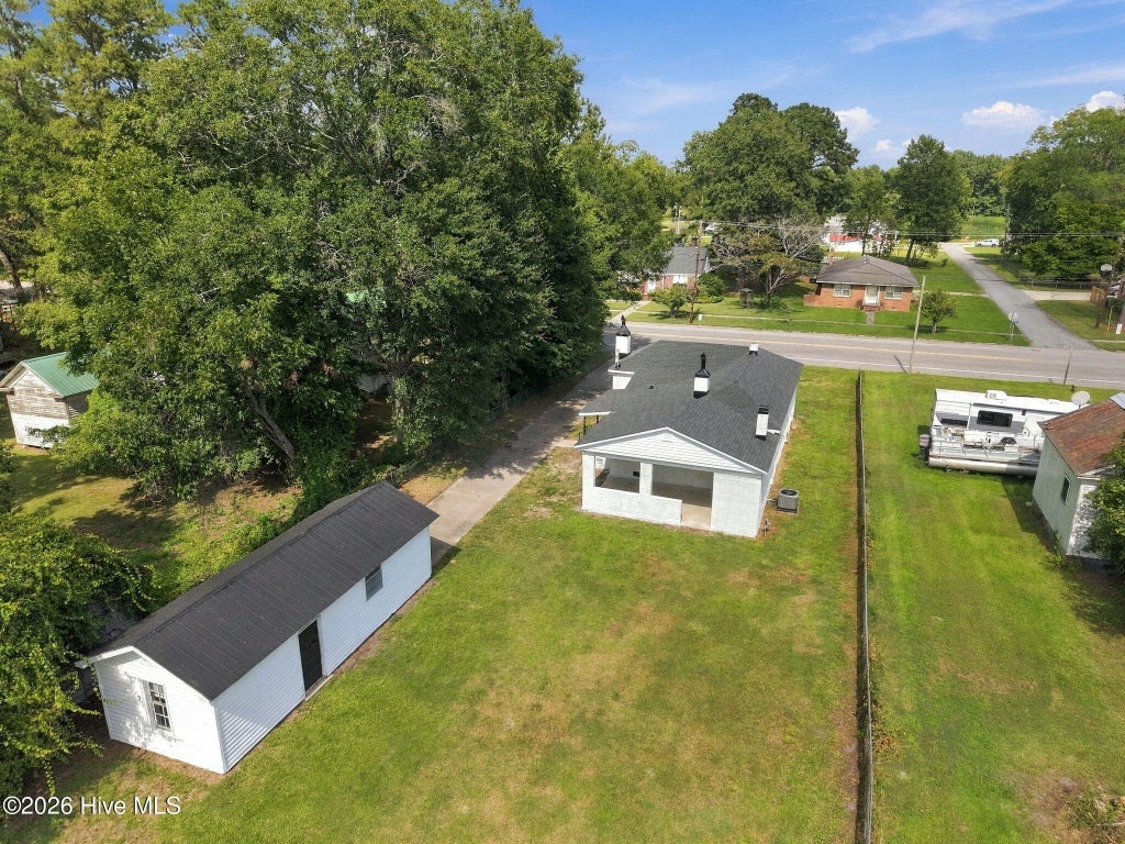 Photo of 402 N Front Street, Hamilton, NC 27840 (MLS # 100604093)