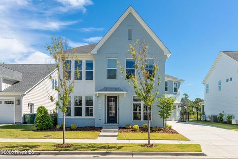 Photo of 3719 Mason Port Drive, Wilmington, NC 28409 (MLS # 100573634)