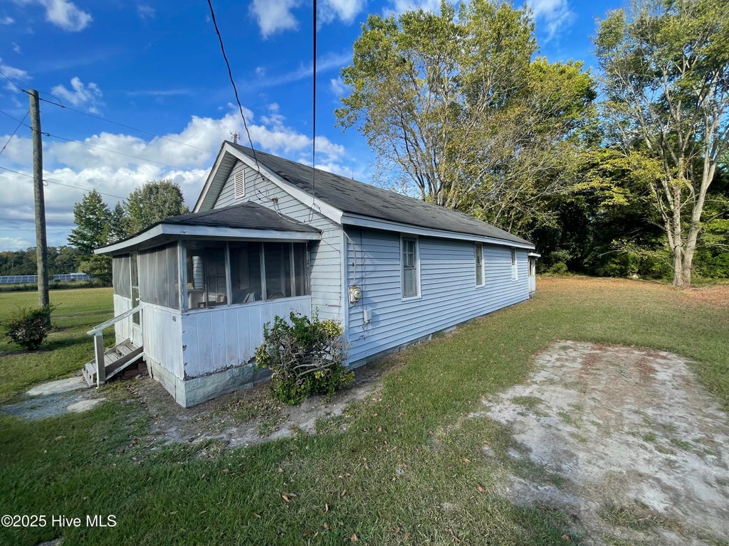 Photo of 416 Catherine Street, Hertford, NC 27944 (MLS # 100608262)