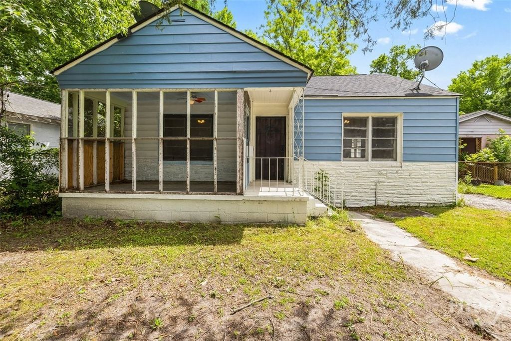 Photo of 1529 Chester Street, Savannah, GA 31415 (MLS # SA356654)