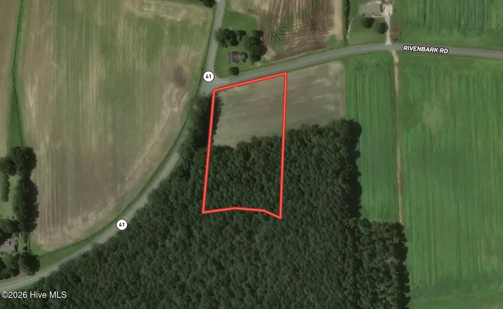 Photo of 1 Rivenbark Road, Wallace, NC 28466 (MLS # 100608437)