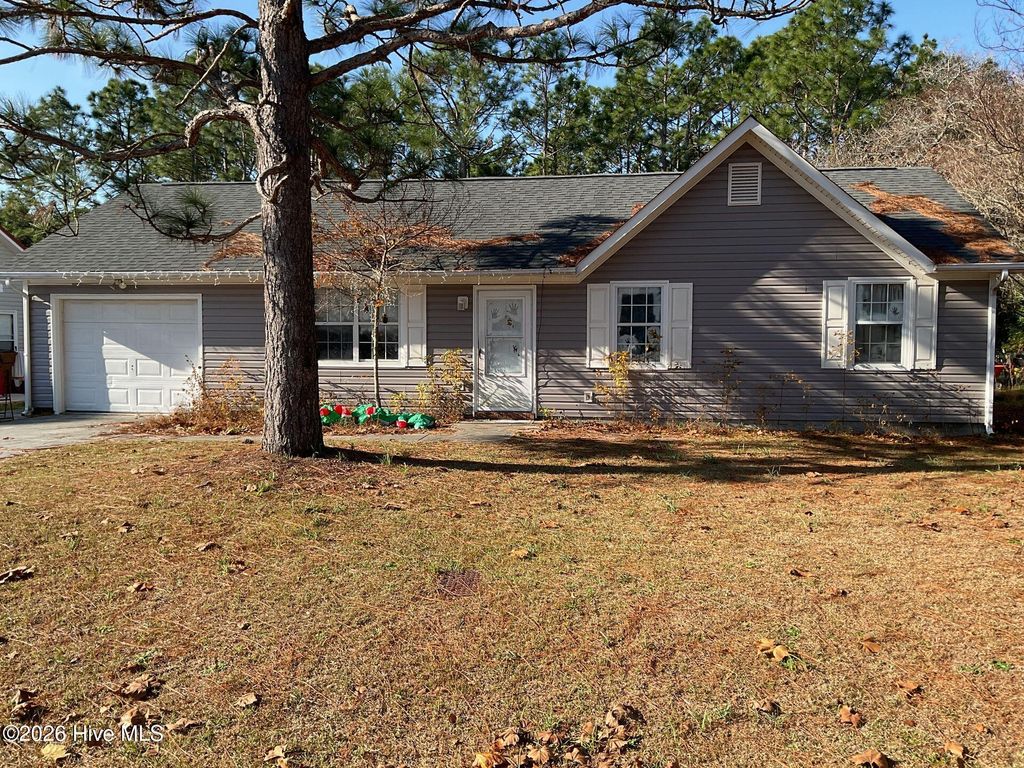 Photo of 103 N Ginger Drive, Hubert, NC 28539 (MLS # 100566723)