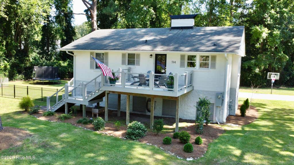 Photo of 514 Bank Street, Washington, NC 27889 (MLS # 100593889)