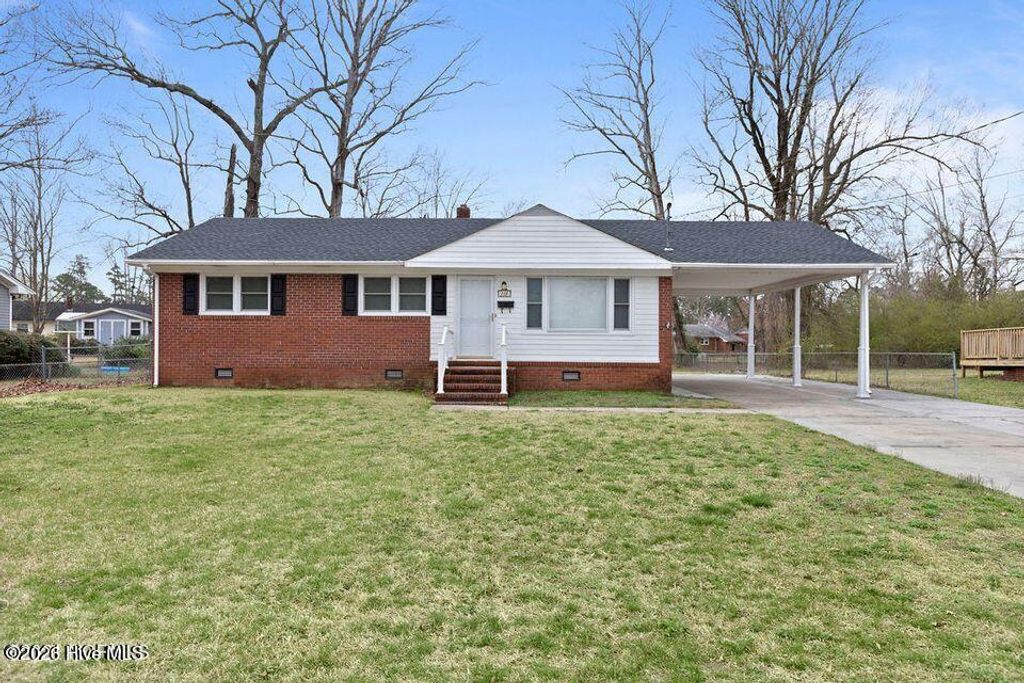 Photo of 118 Puller Drive, Jacksonville, NC 28540 (MLS # 100575125)