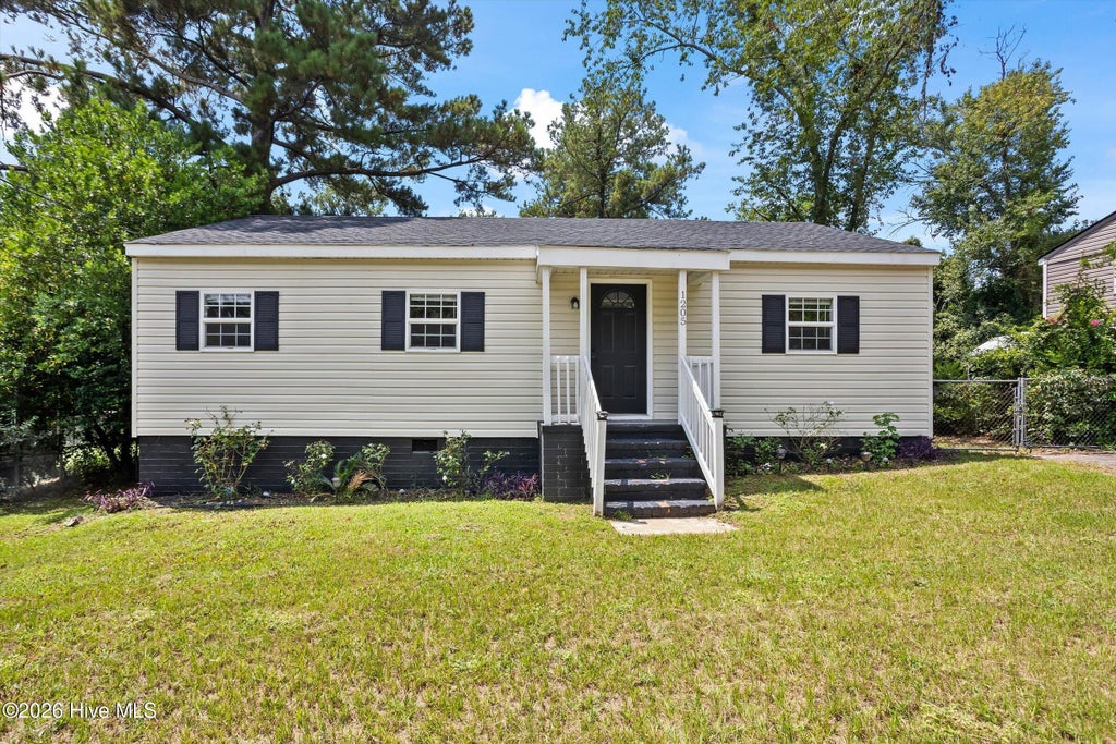 Photo of 1205 Melody Lane, North Augusta, SC 29841 (MLS # 100594488)