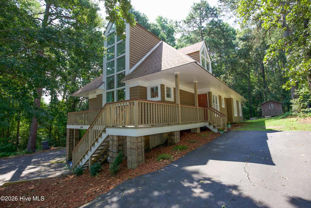 Photo of 7209 Kingfisher Road, Sanford, NC 27332 (MLS # 100594289)