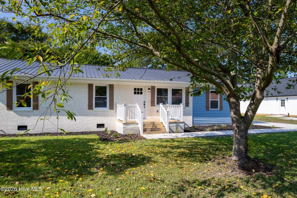 Photo of 105 Harmon Street, Clinton, NC 28328 (MLS # 100596689)