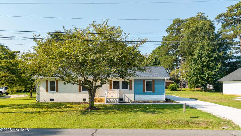 Photo of 105 Harmon Street, Clinton, NC 28328 (MLS # 100596689)