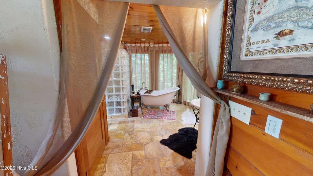 Photo of 520 Whiteside Gap Road, Robbinsville, NC 28771 (MLS # 100585854)