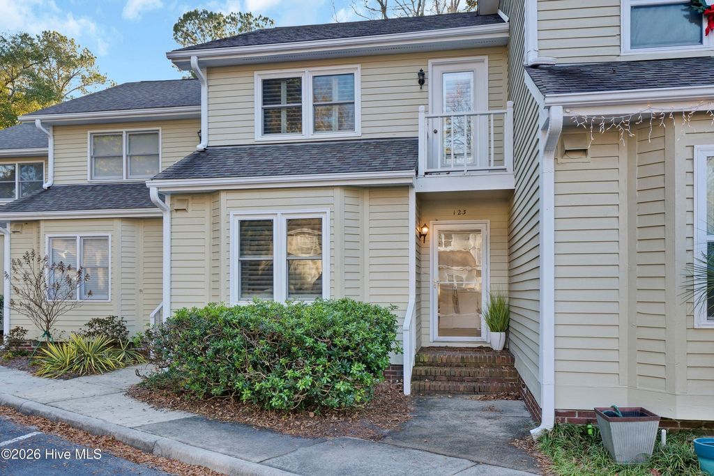 Photo of 1800 Eastwood Road #Apt 123, Wilmington, NC 28403 (MLS # 100549368)