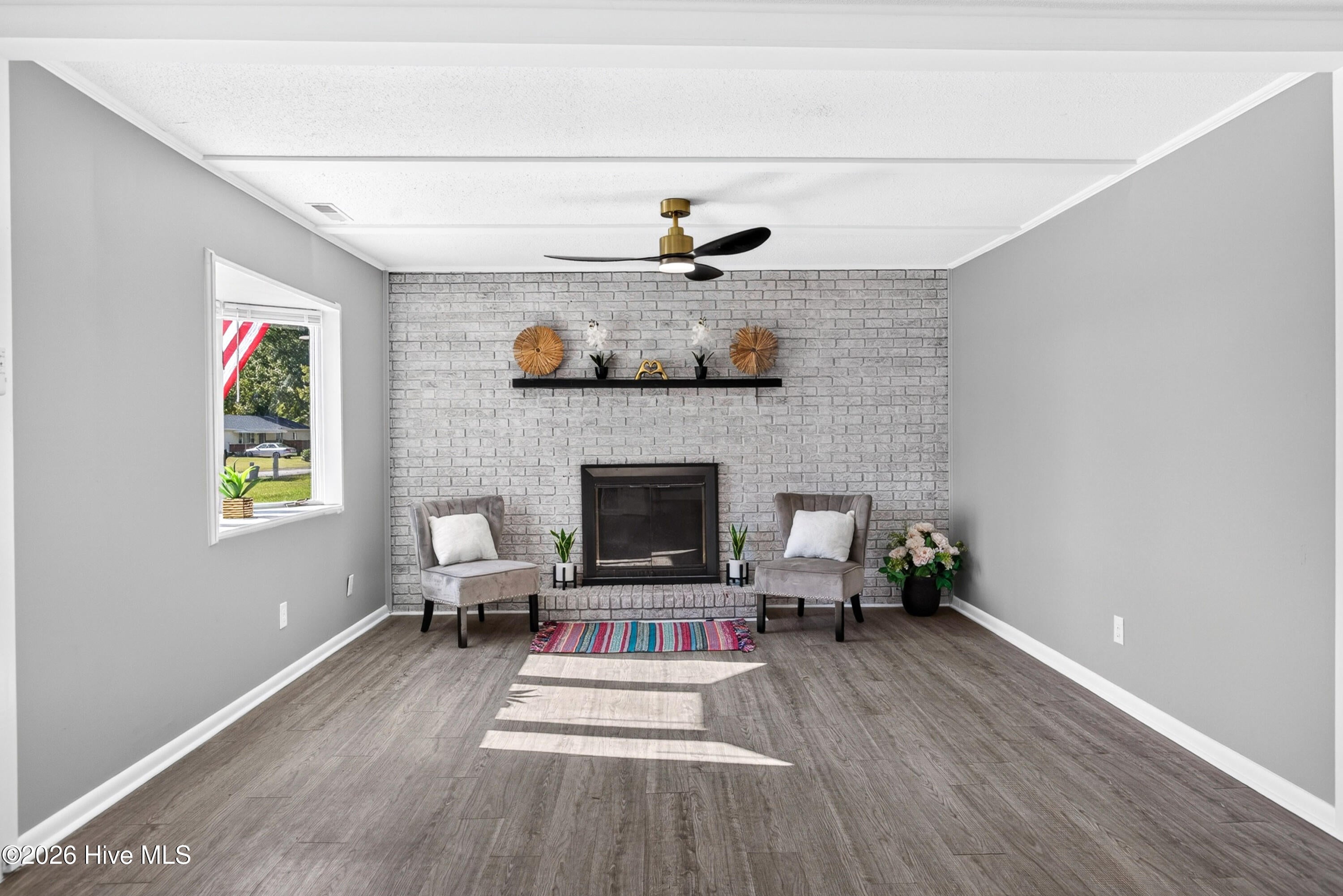 402 Dale Drive