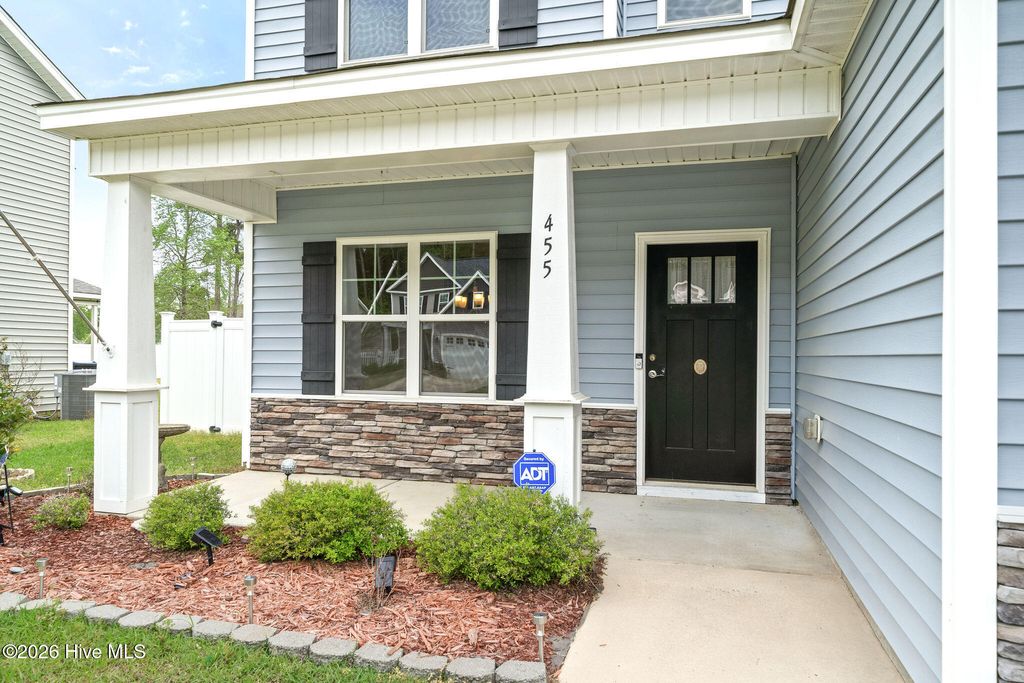 Photo of 455 Jasmine Way, Burgaw, NC 28425 (MLS # 100565619)