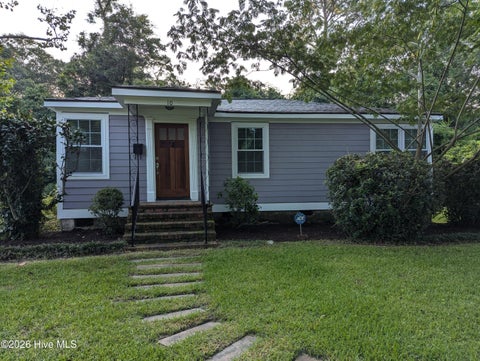 Homes For Rent - 10 Barnard Drive<br/> New Hanover County, Wilmington, NC 28405