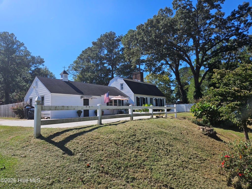 Photo of 206 Woodland Drive, Clinton, NC 28328 (MLS # 100607233)